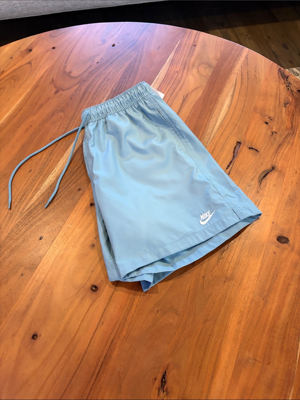 ⚡️ New men’s Nike shorts size Small